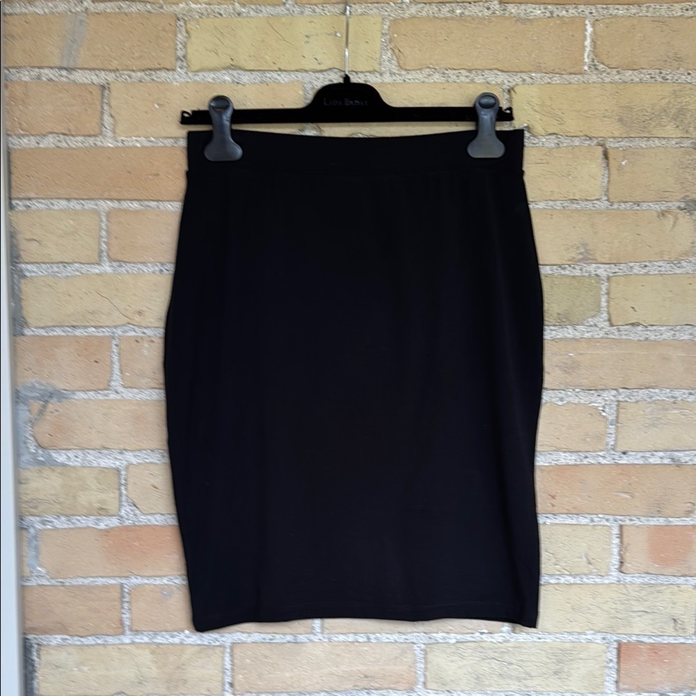 Miik 🇨🇦 Jilly Pull-On Pencil Skirt